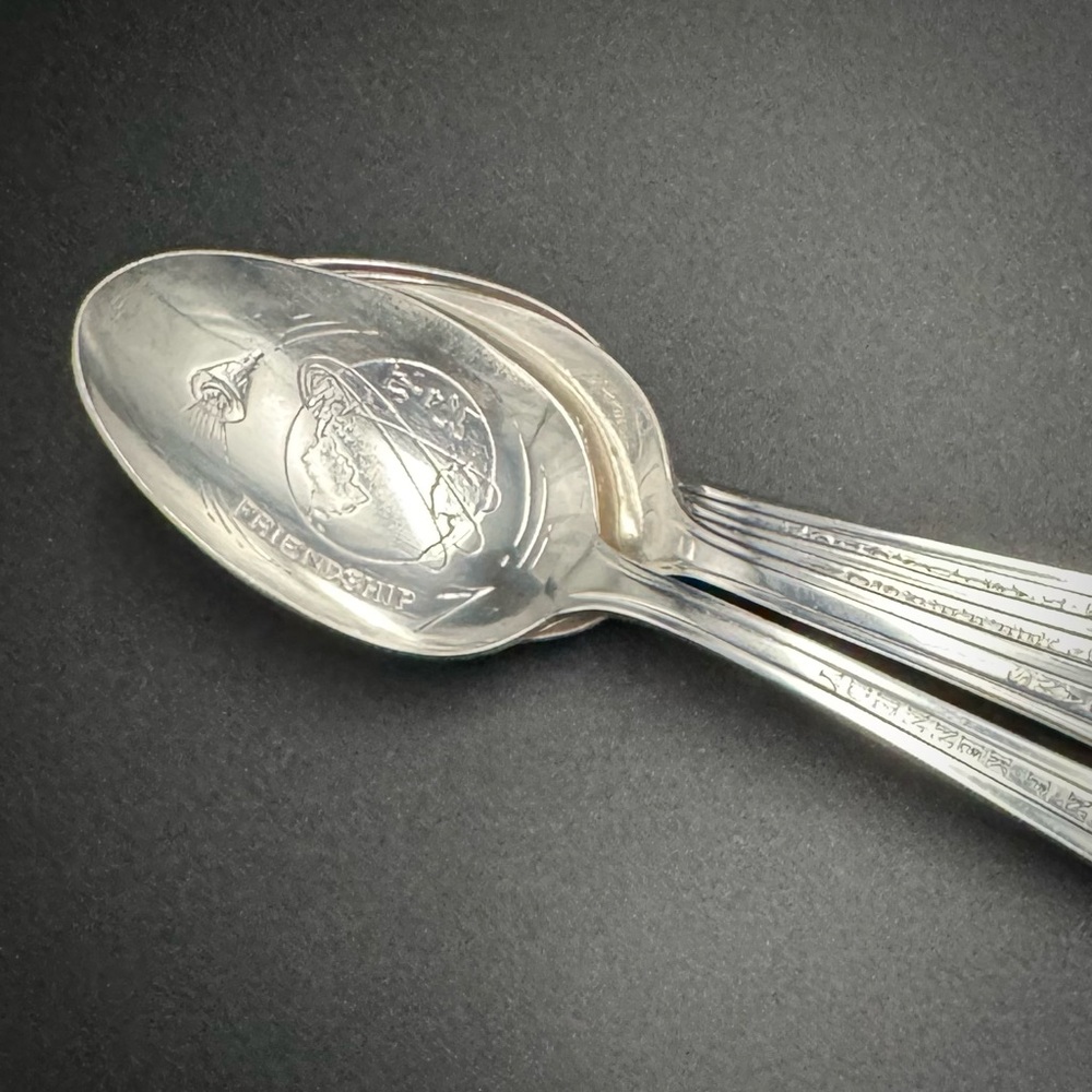 Collectible Presidential Spoons, Beautiful silver-plated design, Unique gift!
